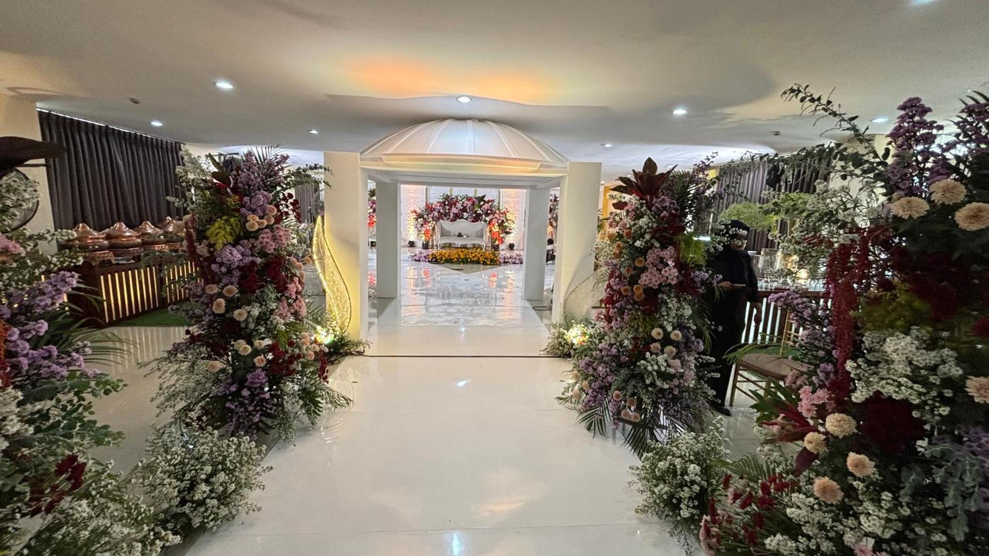 Utc Hotel Semarang Eksteriør billede