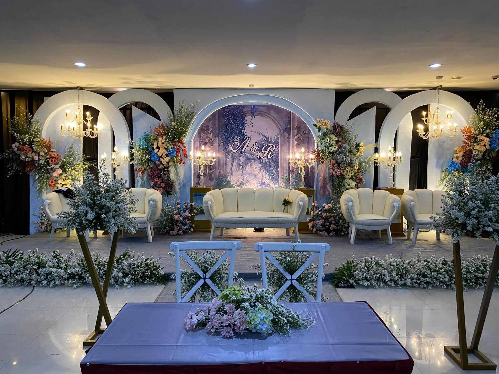 Utc Hotel Semarang Eksteriør billede