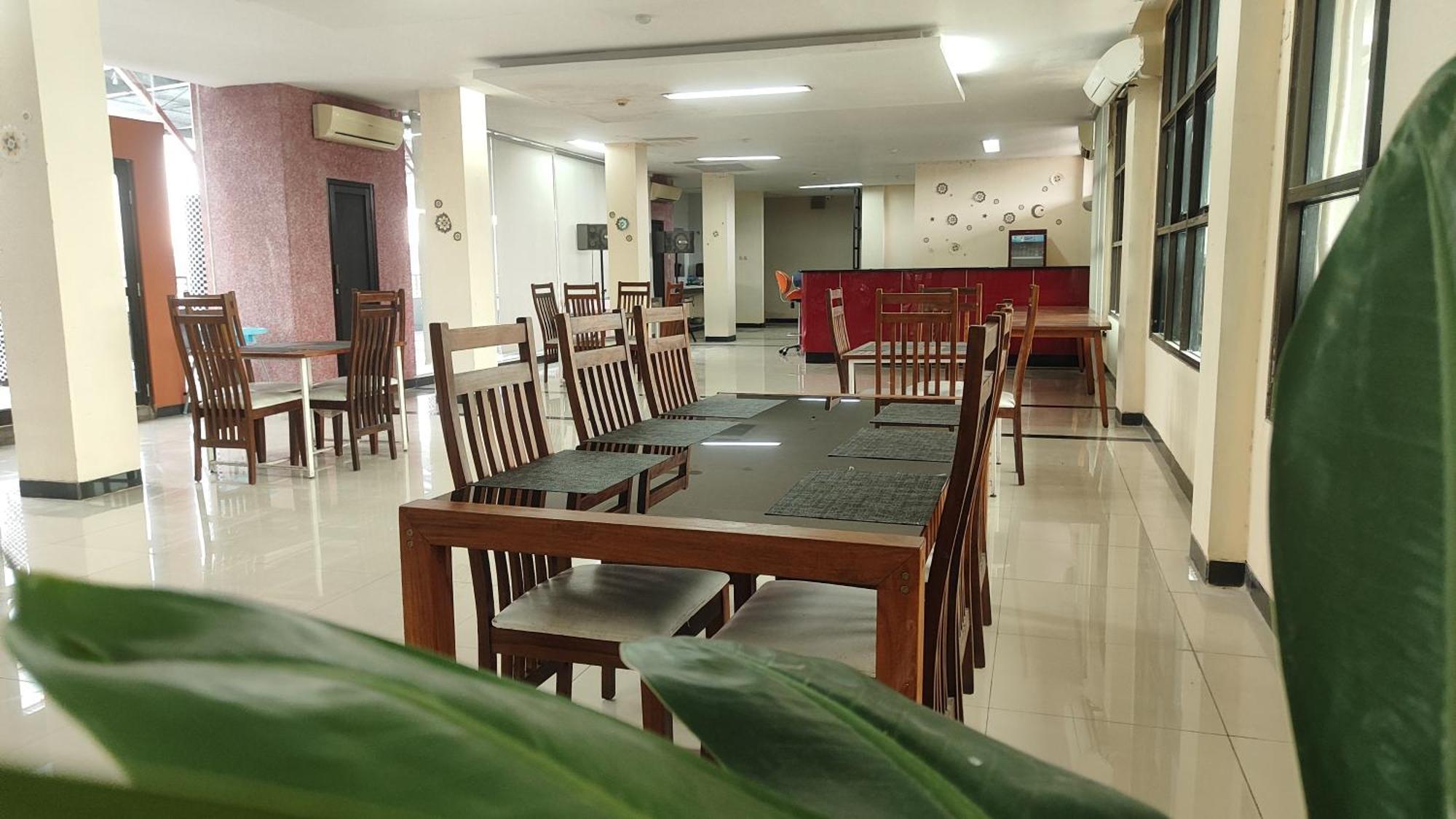 Utc Hotel Semarang Eksteriør billede