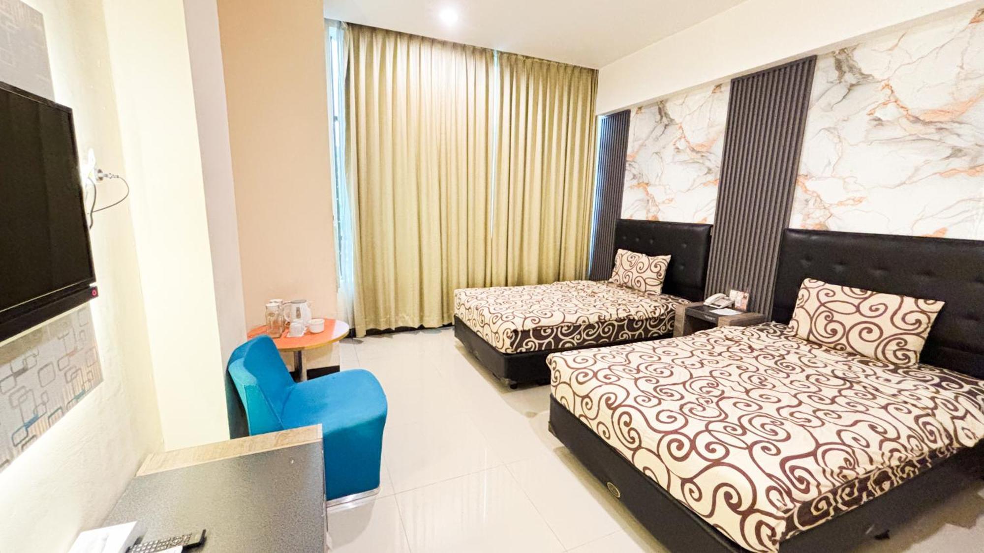 Utc Hotel Semarang Eksteriør billede